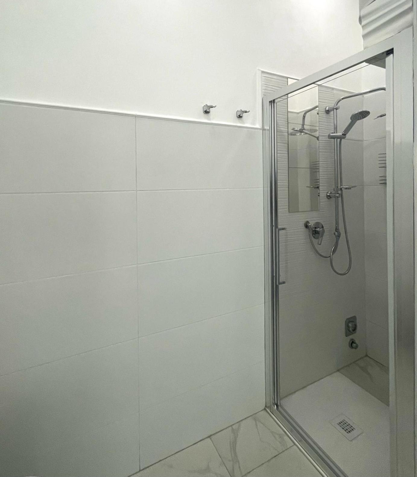 Stile Libero Guest House Торино Екстериор снимка