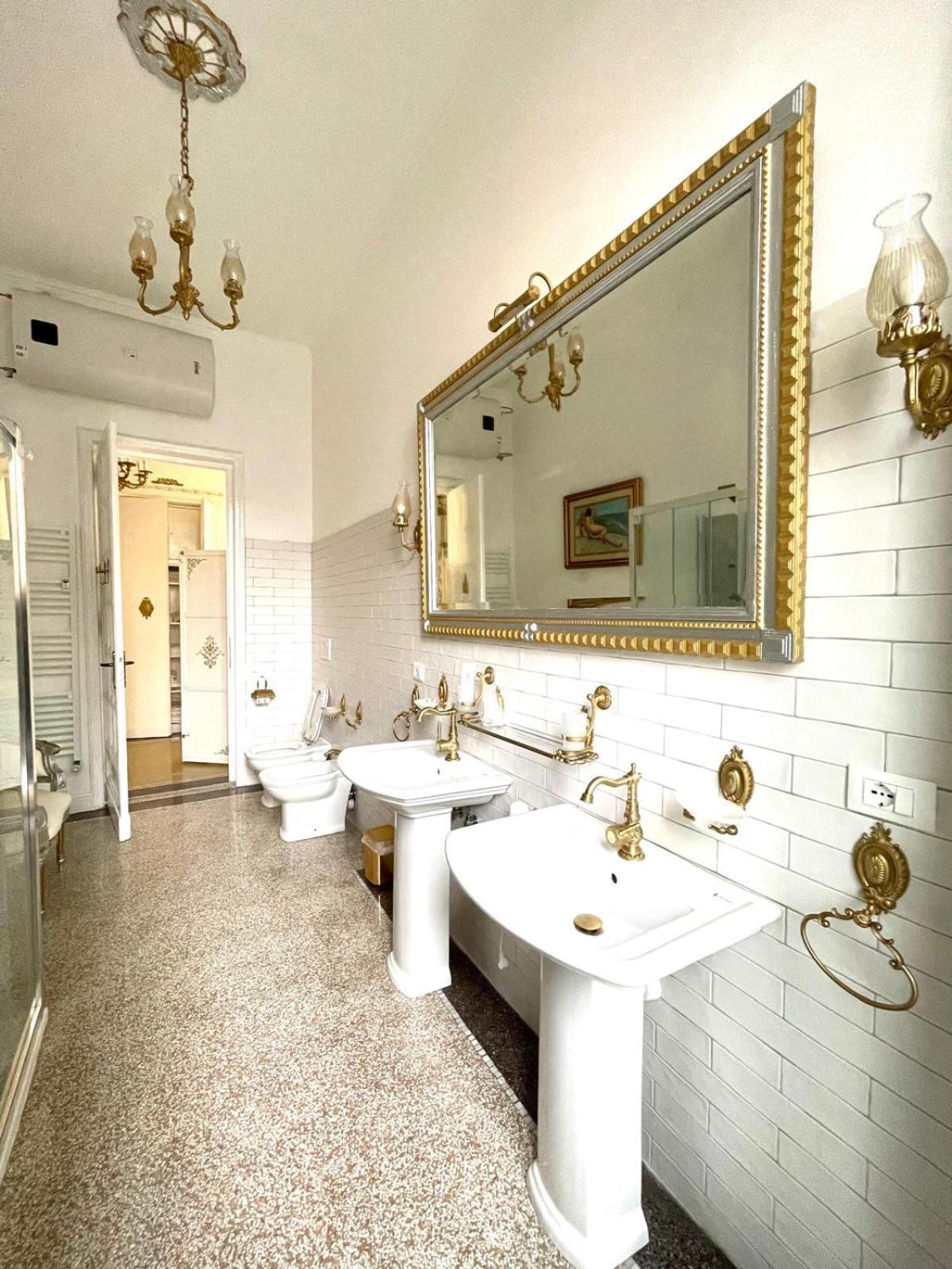 Stile Libero Guest House Торино Екстериор снимка